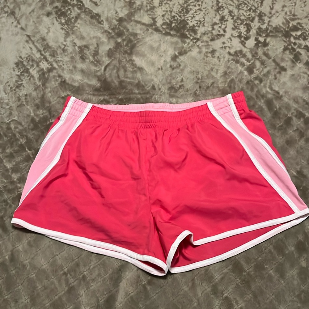 Lucy race for the cure shorts